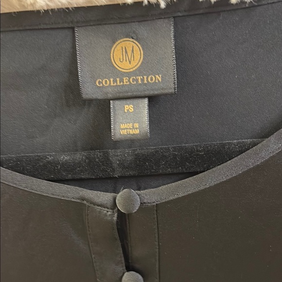 JM Collection Black Silky Blouse - Picture 2 of 7